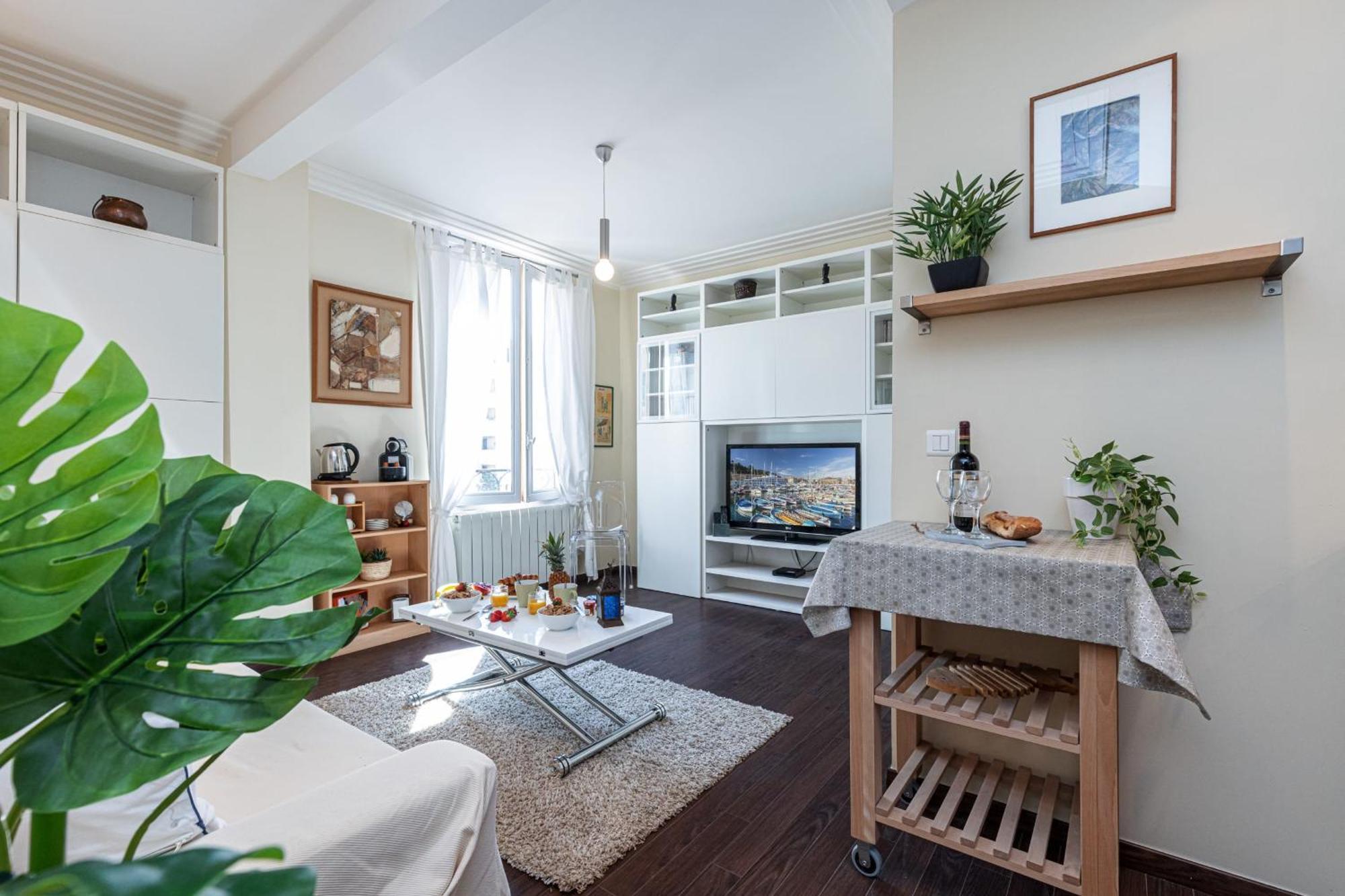ניס Stalingrad 32 - Cosy Apartement Close Old Port מראה חיצוני תמונה